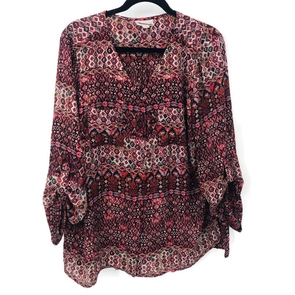 Established burgundy floral top button up Size 1X‎